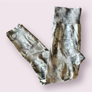 Women’s PINK Leggings